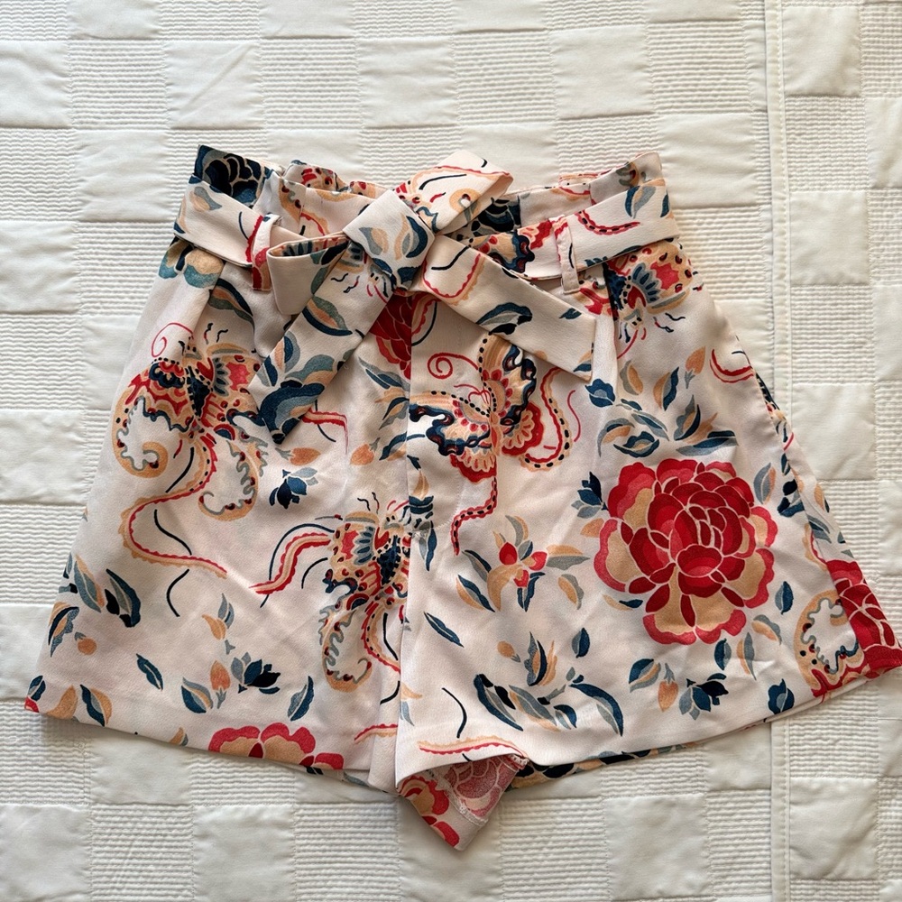 Floral Print Women's Shorts